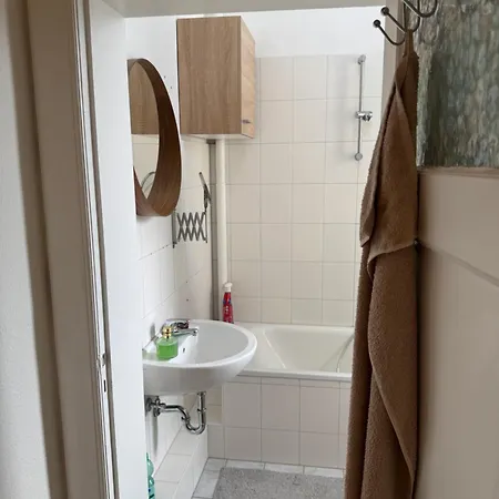 2 - Stilvoller Altbau Im Herzen Kiels דירה קיל