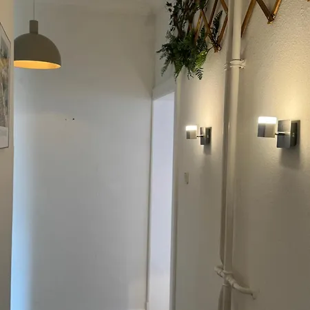 2 - Stilvoller Altbau Im Herzen Kiels * קיל